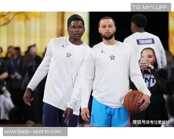 爱德华兹伤退传闻引发关注里德坚定表示他明天能上场比赛